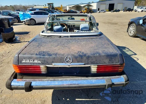 1981 Mercedes-Benz 380 Sl z USA, uszkodzony, nr VIN WDBBA45A3BB007223